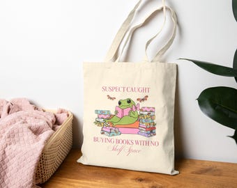 Funny Frog Book Lover Cotton Tote Bag: Bookworm Gift