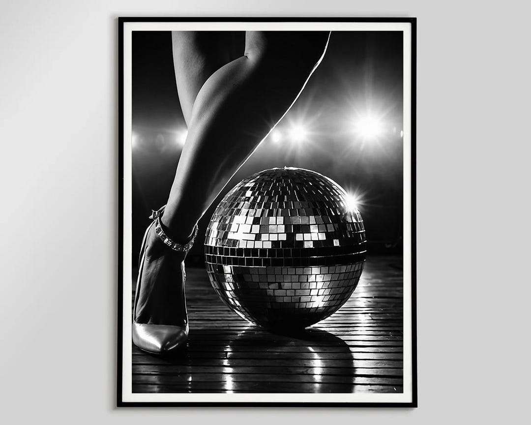 Black And White Disco Lounge Mönchengladbach Woman Disco Heels Poster Black And White Disco Ball Prints Modern Bar