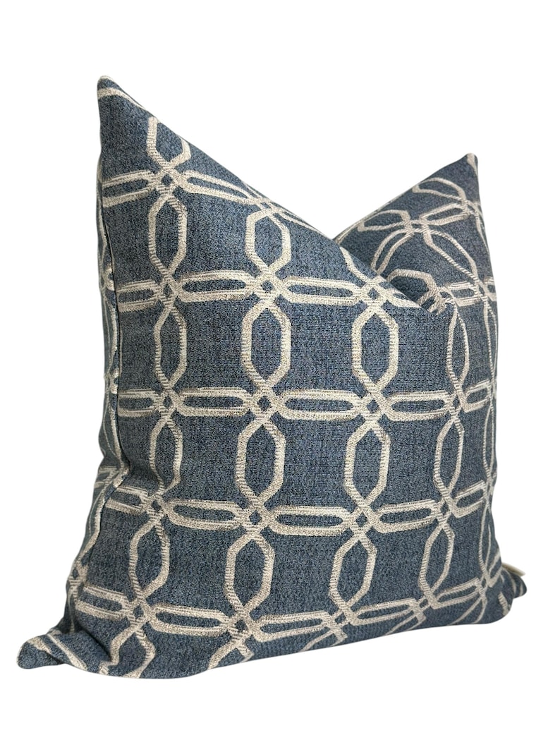 KiwaPrintsStore Geometric Chain Link Pillow Cover - Thumbnail 2