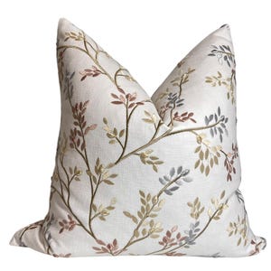 Embroidered Vine Pillow Cover, Botanical Embroidered Pillow, soft Linen throw Pillow, Handmade Branch Pillow Cover, Leaf embroidery Cushion