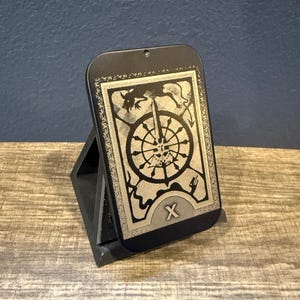 Lata con grabado láser de cartas del Tarot / Regalo otaku, accesorio de anime, regalo para él, regalo de juegos, EDC, caja de almacenamiento, regalo de aniversario