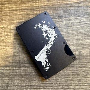 Memento Mori Otaku Metall Geldbörse, RFID-Blockierung, P3, Anime Geschenk, Gaming Geschenk, Geschenk für ihn, Geschenk für sie, Geburtstagsgeschenk