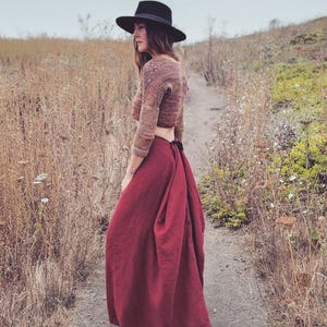 Zero Waste Bustle Skirt: PDF sewing pattern (+ video tutorial) 22-56&quot; waists