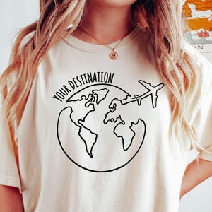Custom Vacation Sweatshirt, Sisters Trip Shirt, 2025 Girls Trip Shirt, Best Friend Gift, Family Trip Tee, Personalized Vacation Destination