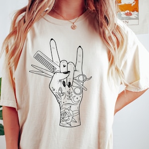 Hair Stylists T-Shirt, Hair Stylist Gift, Hair Dresser Gift, Funny Hair Stylist Shirt, Gift for Hairdresser, Cute Gift for Hair Stylist