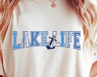 Lake Life Sweatshirt, Lake Hoodie, On The Lake Hoodie, Travel Lover Outfit, Gift For Adventurer, Vacation & Camper Clothing, Camper Apparel