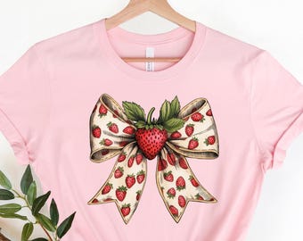 Cute Strawberry Tshirt, Summer Strawberry Shirt, Cottagecore Berries Shirt, Strawberry Aesthetic, Coquette Strawberry Tee,Strawberry Bow Tee