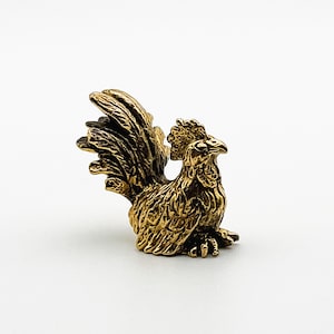 Handgefertigte kleine Hahn-Miniatur-Figur aus Messing: Home & Office-Dekorationsartikel für Tierliebhaber, Feng-Shui-Enthusiasten, Puppenhaussammler