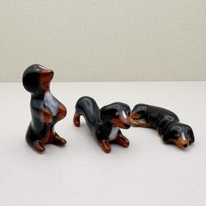 Charming Ceramic Dachshund Figurine Trio – Handmade Dog Collectibles for Pet Owners, Gift Giving, or Desk and Shelf Display