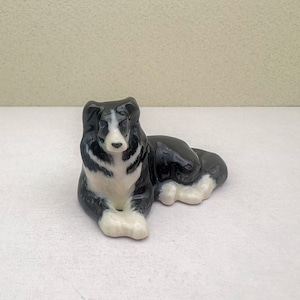 Ceramic Border Collie and Puppy Figurine – Black White Dog Miniature – Cute Dog Decor – Collector Figurine – Pet Gift Idea