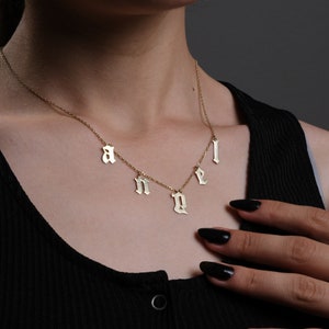 Colar de letras banhado a ouro 14K da CarpeDiem, joias personalizadas, colar de nome de ouro, presente de aniversário, presente de dia dos namorados, presente para a mãe