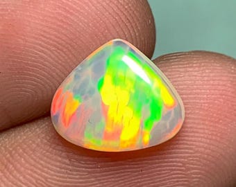 AAA Grade Ethiopian Heart Opal Cabochon, Vibrant Fire Gemstone (9.45x11.45x3.10MM)
