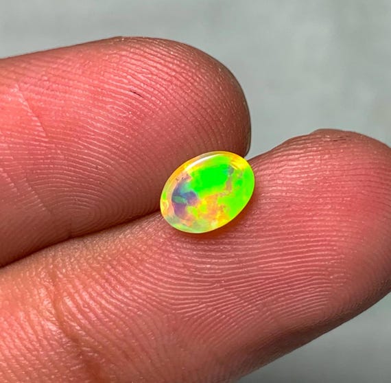 Opale De Feu éthiopienne Naturelle 1,70 Ct - Taille Poire Excellente - Pierre Précieuse