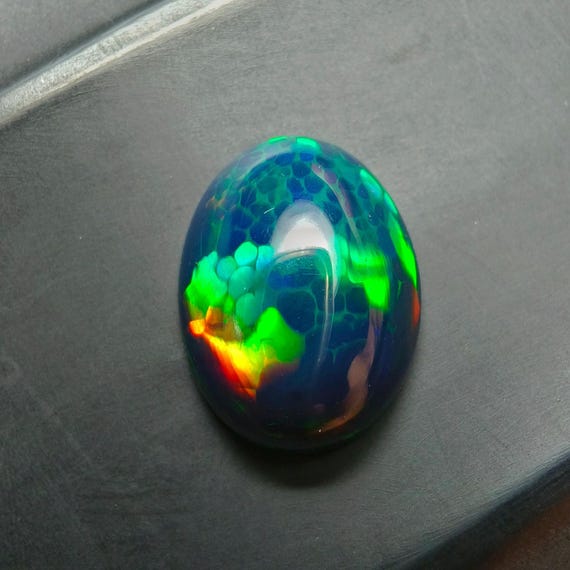 天然ハニカムオパール 4.8 ct エチオピア産 マルチカラー