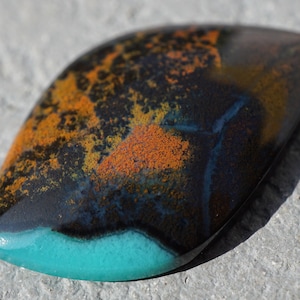 Leaf Shape Rare Mineral Blue Gemstone Chrysocolla Gem Silica Cabochon Necklace Designer Jeweler Opal Gemsilica Jewelry Jeweler Turquoise Gem