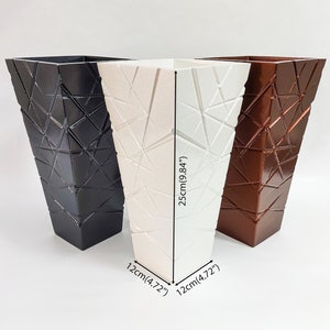 Handmade Arrow Vase: Elegant Brown Black Pearl Design for Home Decor and Gifts
