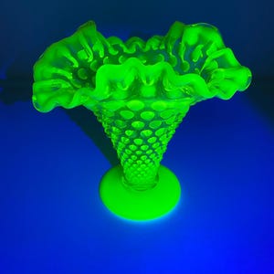 Vintage Fenton Yellow Topaz Vaseline Hobnail Opalescent Uranium Glass Ruffled Rim Vase 5.5&quot;
