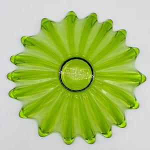 Federal Glass Celestial Limelight Green Ribbed Flower Petal Style Bowl 11&quot;