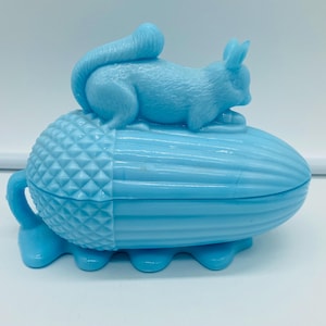 Milk Glass Squirrel - Etsy