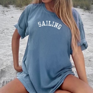 Zeilen T-shirt Zeeman T-shirt cadeau. Vaar-T-shirt. Te dragen tijdens een cruise. Nautische stijl. Yacht Club-uniform Nautical Friend. Trendy zeiltop