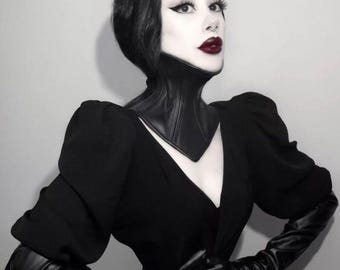 Leather neck corset
