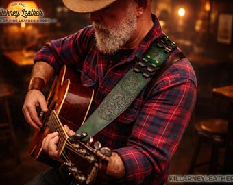 Lädergitarrrem nr 10 Kelpie · Gitarristpresent · Justerbar anpassad gitarrrem, gitarrspelarepresent till make pappa, present till musiker