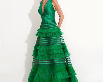 Green Prom Dresses V-Neck Sleeveless Tiered Ruffles Tulle Pleat Ruched A-Line Evening Gowns Special Occasion Gown