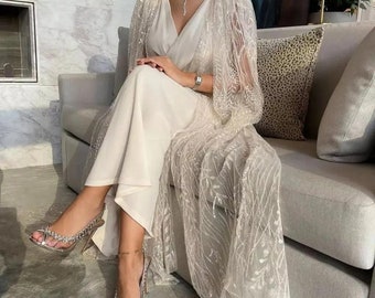 Luxury Dubai Moroccan Kaftan Beige White Arabic Evening Dress with Cape Sleeve Muslim Women Wedding Party Gown