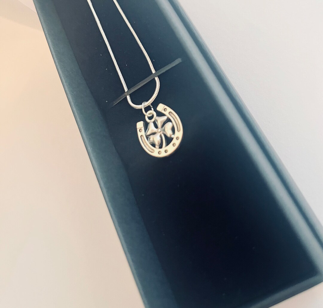 Horseshoe, Clover, Lucky Chain - Etsy