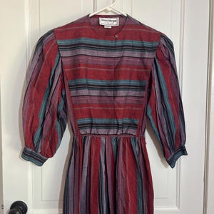 donna morgan belted chiffon dress Donna Morgan Dress Womens 8 Navy Blue White Belted Ruffle Hem Long Sleeve  NWT