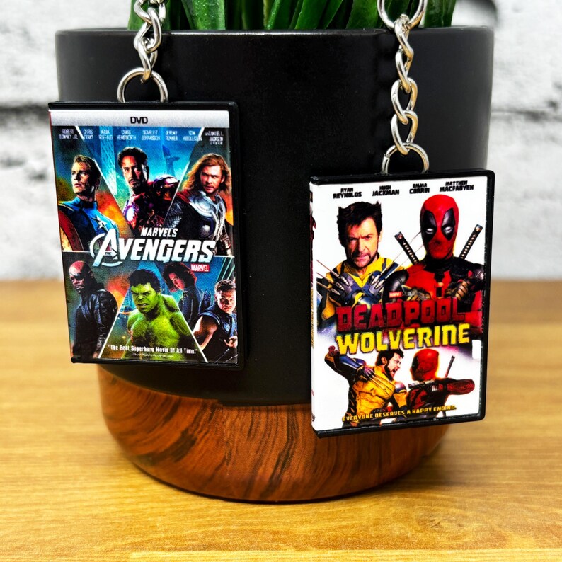 Mini DVD Keychain Superhero Movies AH, Miniature Film Cover Art Case