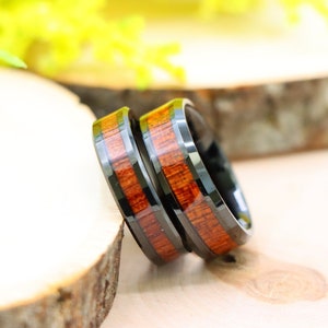 6mm/8mm Mens Wood Wedding Band Wood Wedding Band Tungsten, Couple Tungsten Wedding Band Hawaiian Koa Wood Inlay Black Personalized Ring Band