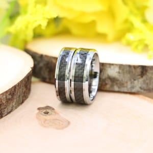 Silver Tungsten Engagement Ring With Black Carbon Fiber Inlay, Personalized Couple Wedding Band, Men&#39;s Wedding Ring, Custom Laser Engraving