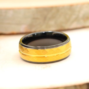 Black Yellow Gold Tungsten Ring 8mm Hammered Center, Mens Wedding Ring, Tungsten Ring, Gold Ring, Custom Ring, Anniversary Gift For Him