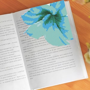 Corner Bookmark Cross Stitch Pattern, Flower Embroidery, Floral Wreath CrossStitch, Diy Embroidery Bookmark for Book Lover Gift