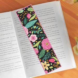 Flower Cross Stitch Pattern Bookmark, Floral Wreath CrossStitch, Diy Embroidery Bookmark for Book Lover Gift