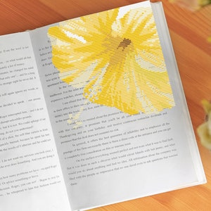 Corner Bookmark Cross Stitch Pattern, Flower Embroidery, Floral Wreath CrossStitch, Diy Embroidery Bookmark for Book Lover Gift