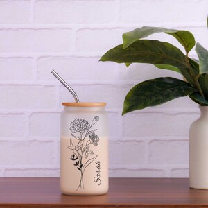 Personalized Glass Cup With Name, Birth flower Iced Coffee Cup, Tumbler with Lid and Straw, Bridesmaid Gift, Wedding Gifts, Gift for Her