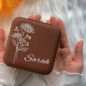 Personalized Jewelry Box for Bridesmaid, Birth Flower Travel Case, Leather Jewelry Box, Birthday, Wedding Gift for her, Women, Maid of Honor