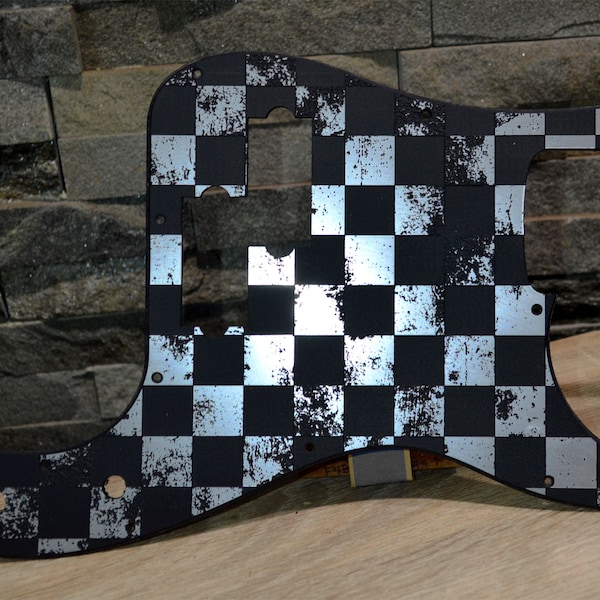 フェイクブラッシュドアルミ製ディストレストチェッカースタンダードPベースピックガード プレシジョンベース 13穴 Fender USAに適合