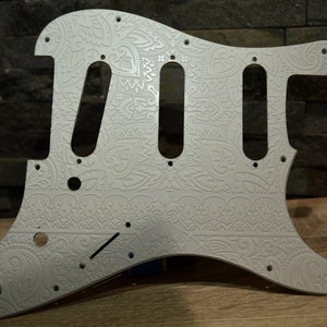 Custom White Paisley Print Pickguard - Fender Stratocaster -USA - SSS, HSS, HxH