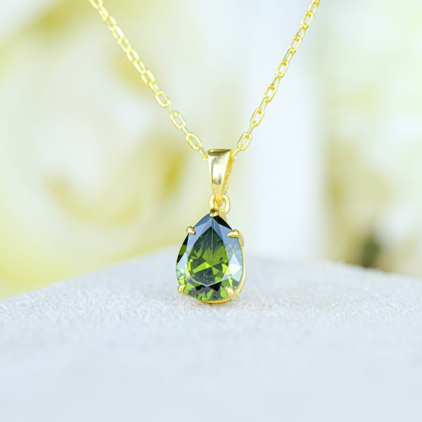 Peridot Necklace I Teardrop Gold Gemstone Necklace I Green Minimalist Necklace I August Birthstone I Necklace For Women I Mothers Day Gift