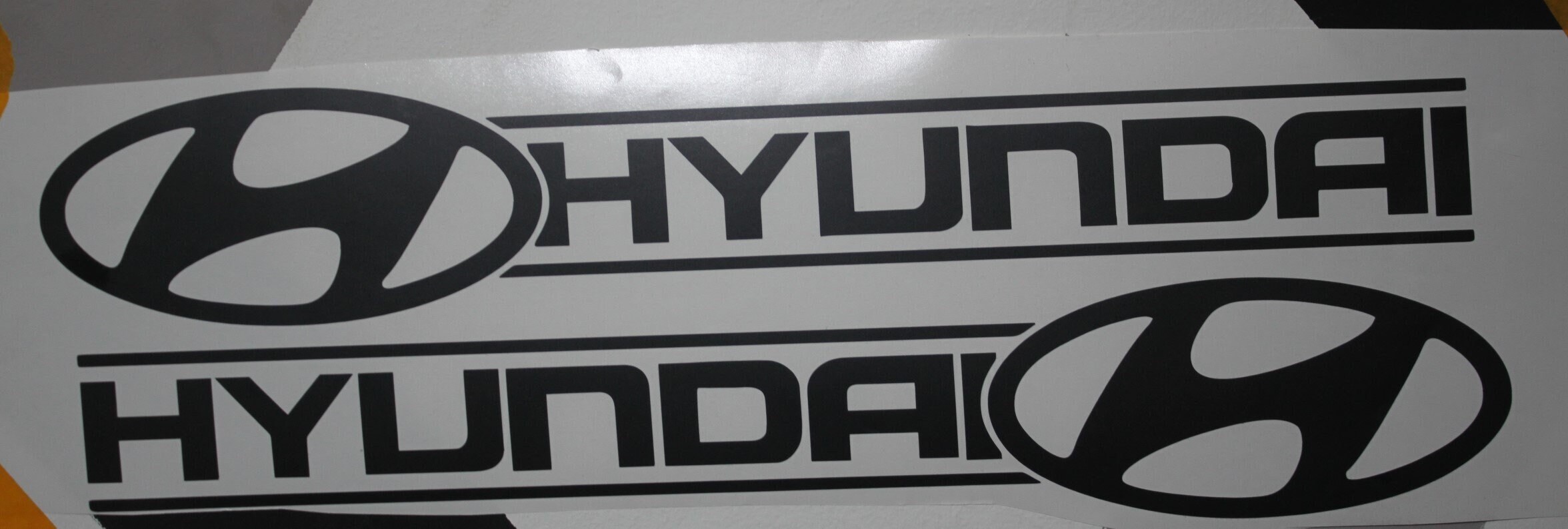 Kaufe Für Hyundai Creta Azera Eon Kauai i10 i20 i30 i40 ix35 Veloster 4PCS  Kohlefaser-Aufkleber Dekorativer Türeinstiegsschutz