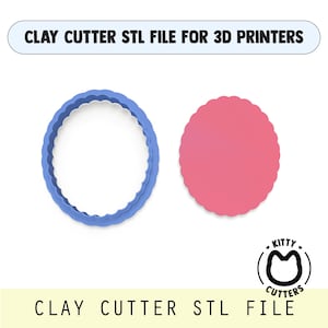Könnte beinhalten: Ein blauer, gewellter Ton-Ausstecher und eine rosa, gewellte Tonform werden vor einem weißen Hintergrund gezeigt. Der Text "CLAY CUTTER STL FILE FOR 3D PRINTERS" steht oben. Das Kitty Cutters-Logo befindet sich unten rechts.