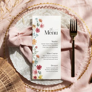 Plantilla de menú de flores silvestres Menú de boda floral de verano editable Menú de despedida de soltera botánica Menú de cena de jardín Menú de flores boho / BM05