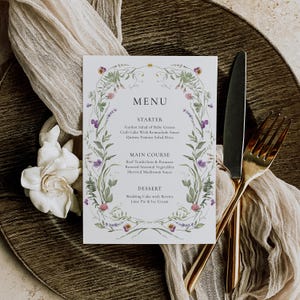 Modèle de menu de fleurs sauvages Carte de menu de mariage floral pastel Menu de garden-party modifiable Menu de douche nuptiale botanique, Menu de dîner de fête | VM09