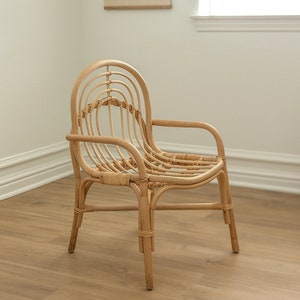 Rainbow Dream Children&#39;s Chair - Children&#39;s Furniture & Photography Prop