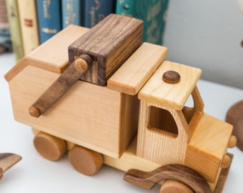 Rory's Wooden Recycling Truck - Children's Toys