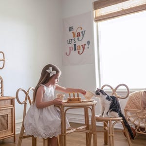 Little Bow Children&#39;s Chair - Children&#39;s Furniture & Photography Prop