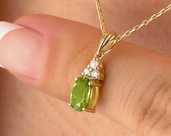 Dainty Peridot Gold Necklace • Vintage Inspired Diamond Pendant • August Birthstone Pendant • 14k Solid Gold Necklace • Necklace for Mother